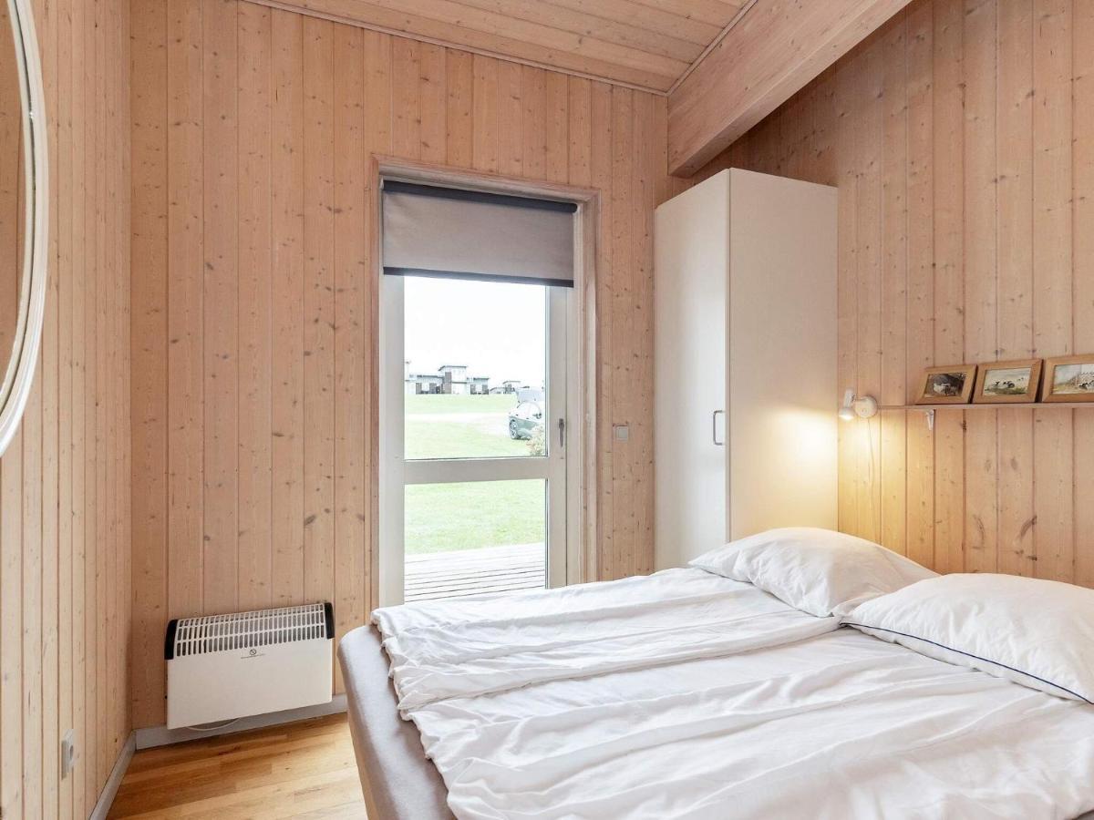 8 Person Holiday Home In Fåborg Esterno foto