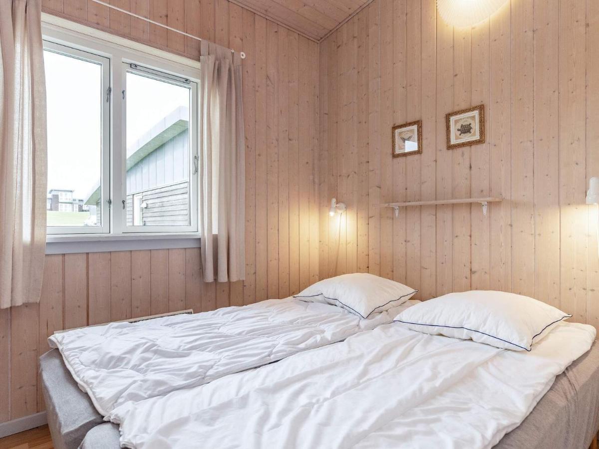 8 Person Holiday Home In Fåborg Esterno foto